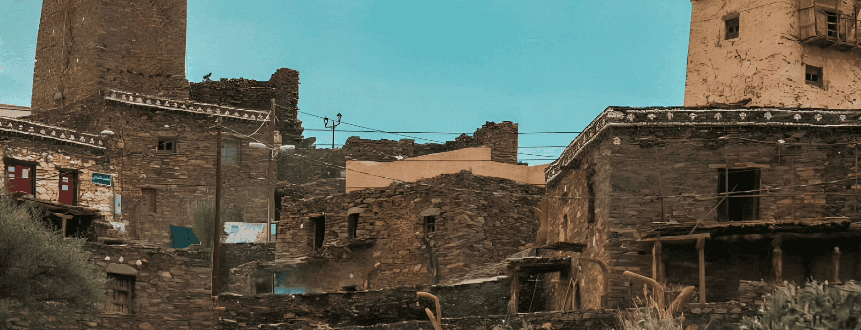 قرية حجرية تقليدية في الباحة